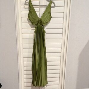 Abercrombie Giselle Cutout Pleated Dress